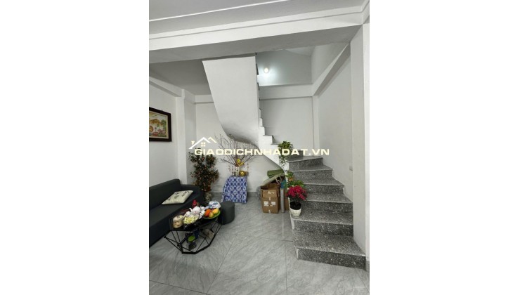 Lý do nhiều khách sau khi trao đổi với tôi, chỉ cần 2–3 căn là đã chọn được nhà phù hợp.